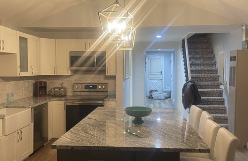 Gaylord Cottage | Beautifully Remodeled Cottage on Otsego Lake! Amazing Sunsets! 2 Kayaks!