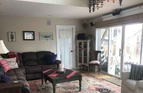 Martin Acres House | Beautifully remodeled home near CU, Trails with Flatiron views.