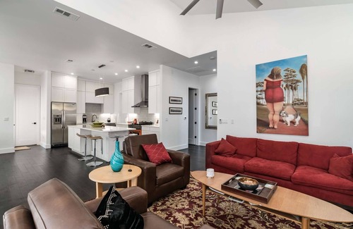 Travis Heights House | Beautifully remodeled home 1 block from South Congress, Spacious, Well-lit with open floor plan