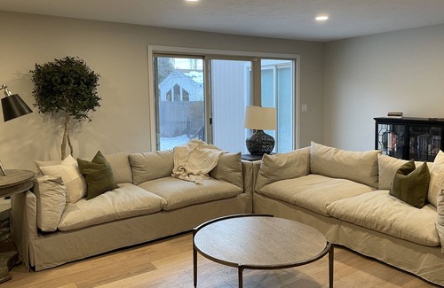 Layton House | Beautifully Remodeled Home in a Wonderful Neighborhood!