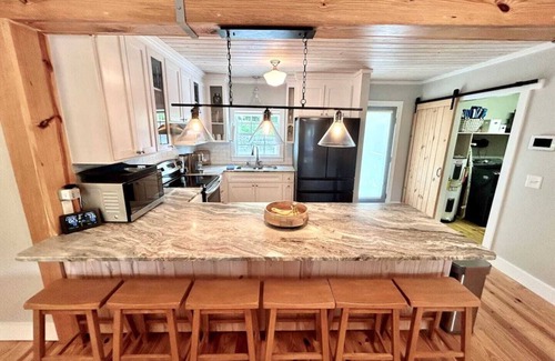 Little Kowaliga House | Beautifully Remodeled Lakefront Cottage