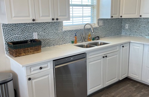 Galveston House | Beautifully remodeled canal home, short walk from beach! Pet friendly, WiFi