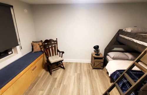 Campbell River Apartment | Beautifully renovated suite in the heart of Campbell River