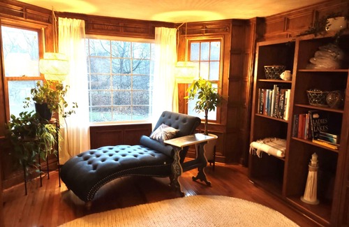Harbor Beach House | Beautifully renovated 5-bedroom Cape Cod home great for larger gatherings.