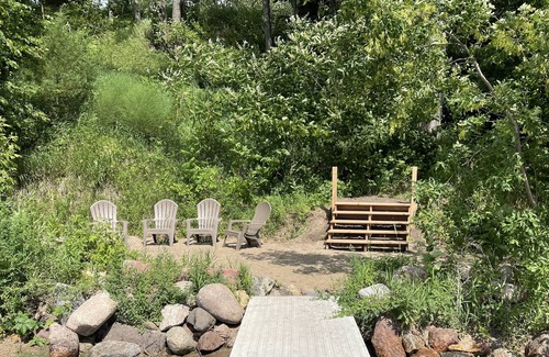 Madison Lake House | Beautifully Renovated Home on Madison Lake!