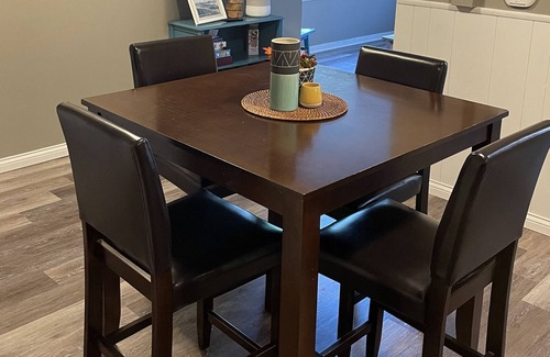Madison Lake House | Beautifully Renovated Home on Madison Lake!