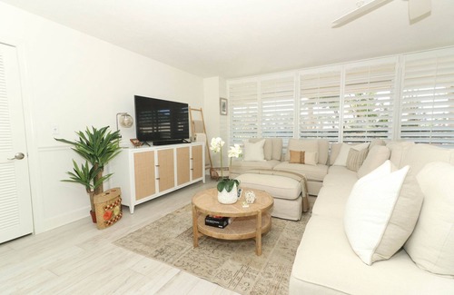 Ponce Inlet Condo | Beautifully Renovated Ocean Front Luxury Condo