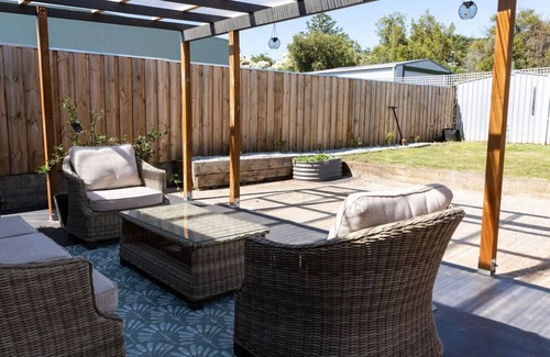 Newstead House | Beautifully Renovated Home