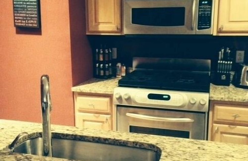 West Dover Condo | Beautifully Renovated Condo True Ski-on/Ski-off convenience