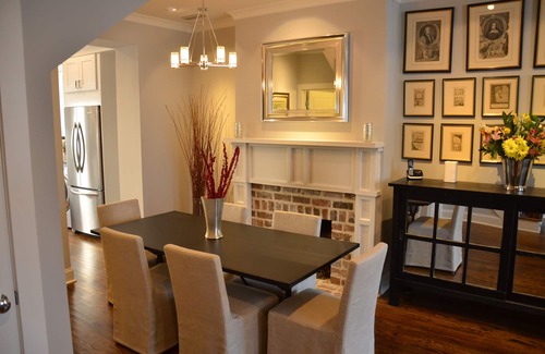 Historic Downtown Savannah House | Beautifully Renovated Historic 1870 Townhouse Steps To Forsyth Park