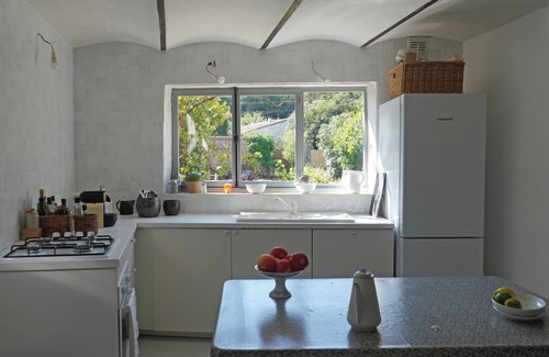 Dions House | Beautifully renovated house with swimming pool in the Gard near Uzès 3 bedrooms and private bathroom