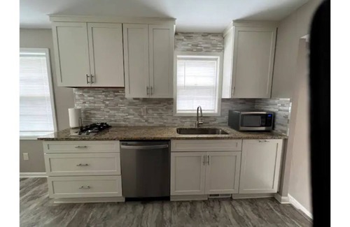 Beachwood House | Beautifully Renovated, Luxury Home in Beachwood OH