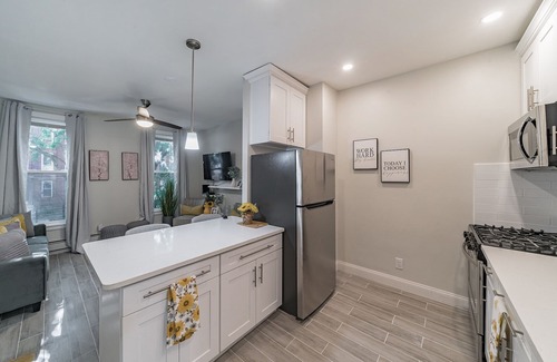 Bedford-Stuyvesant Apartment | Beautifully renovated comfy one bedroom apartment, - minutes from Manhattan