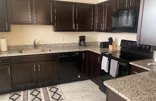 Kingsport Apartment | Beautifully Renovated Historic Building Apartments #3
