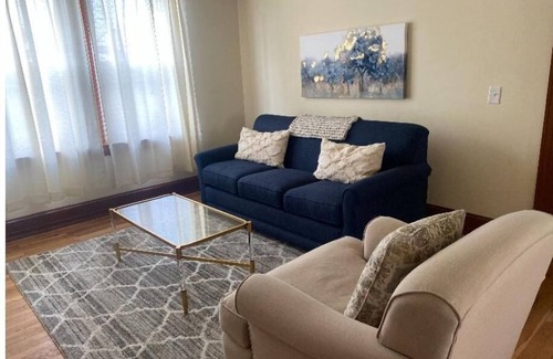 Kingsport Apartment | Beautifully Renovated Historic Building Apartments #3