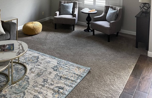 Las Vegas House | Beautifully renovated 4/2 Single Story Las Vegas Home