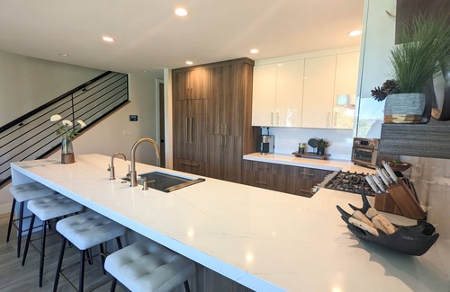 North Park City Condo | Beautifully Renovated Townhome - Steps to Park City Mountain Resort!
