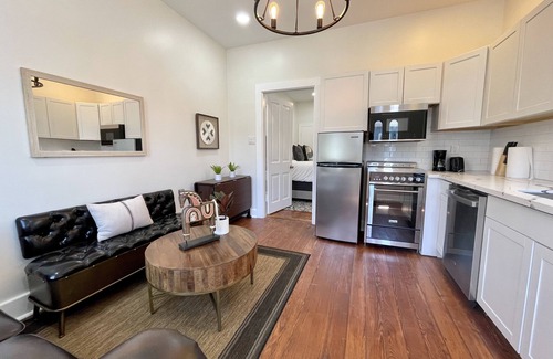 West Riverside House | Beautifully Restored! - New Orleans 3 Bedroom Shotgun Home-15 Min French Quarter