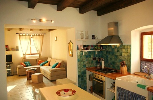Rakalj House | Beautifully restored stone house in a hilltop village close to the sea