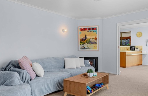 North Bendigo House | Beautifully Styled Family Home in North Bendigo