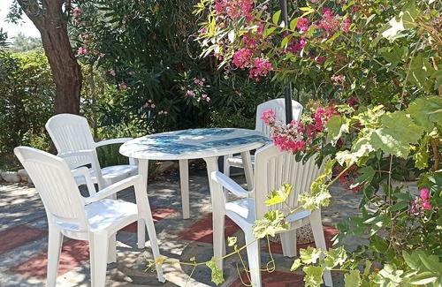 Palaio Tsifliki House | Beautifully Traditional Village House sea & mountain view 200mtrs beach