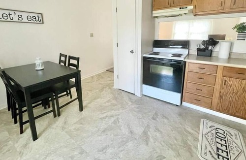 Acton House | Beautifully Updated 3bd/2ba, 2 Car Garage!