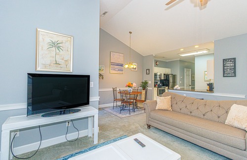 Myrtle Beach Condo | Beautifully Updated Top Floor 1 Bedroom Condo - Riverwalk at Arrowhead Country Club - Unit 302