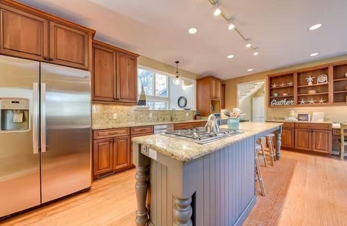 Sea Pines House | Beautifully appointed large home in the heart of Harbour Town!