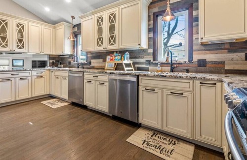 University Heights House | Beautifully Renovated Home