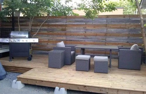 Ville-Emard Apartment | Beauty 4BD/2BA & parking - central A/C and heat- 25% off stays 32 days +