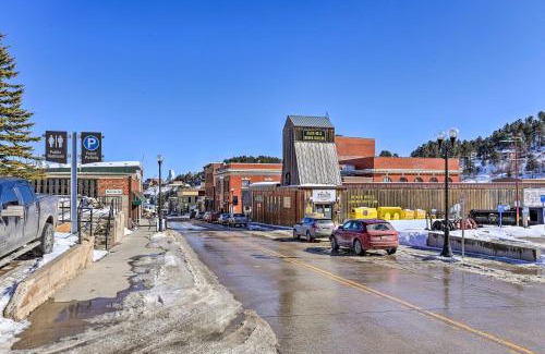 Deadwood Apartment | Beauty in the Black Hills An Upscale Apt in Lead