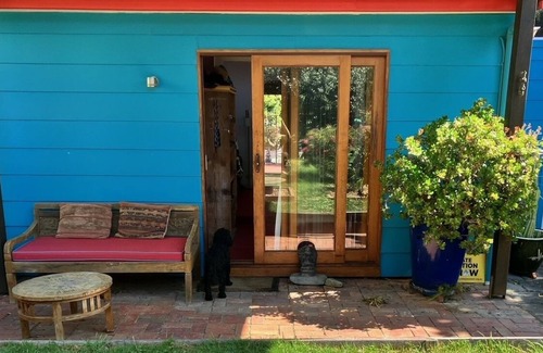 Wallaga Lake House | Beauty Point Beach House: elegant bright comfortable pet and people friendly.nnn
