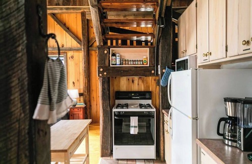 Wisconsin Cabin | Beauty & Serenity on the Lake at Bark Point Perch!