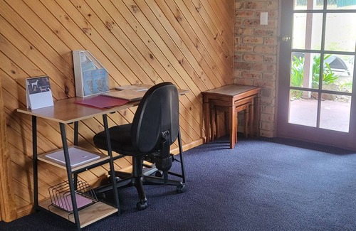 Grove House | Beauty ViewnFamily friendly ,peaceful ,private close to local shops farm animals