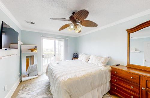 Carolina Yacht Landing Apartment | BeauView