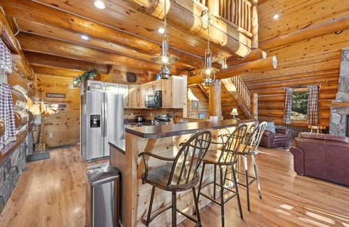 Custer Cabin | Beaver Creek Lodge, Secluded