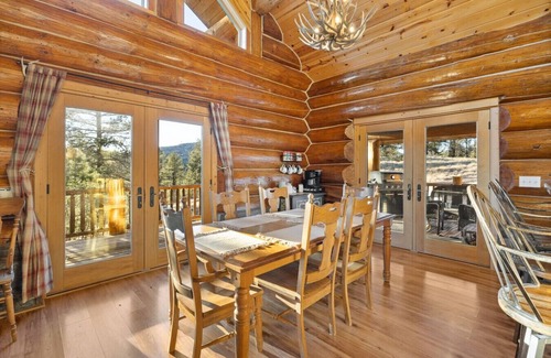 Custer Cabin | Beaver Creek Lodge, Secluded