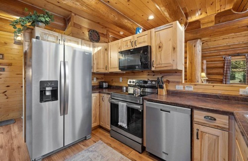 Custer Cabin | Beaver Creek Lodge, Secluded