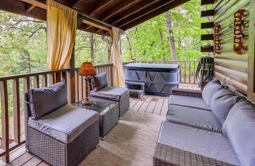 Sylvan Shores House | Beaver Lake Vacation Rental with Private Hot Tub!