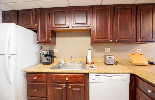Peak 9 Apartment | Beaver Run Resort by Daniel