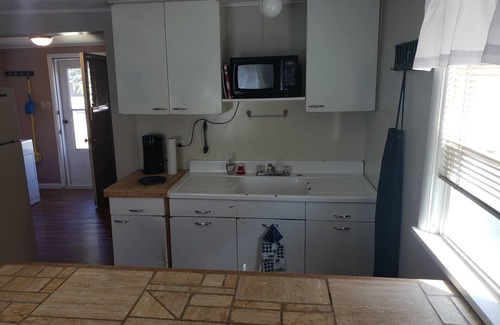 Dillon House | Beaverhead County Cabin