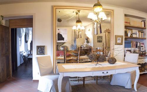 Andezeno Bed & Breakfast | BeB MadamaDorè