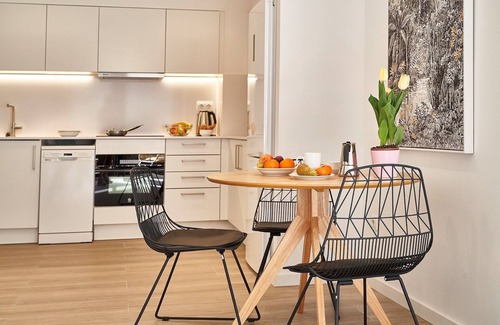La Ribera Apartment | BeBarceloner Born Apartments with Pool and Private Terrace