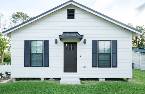 Thibodaux House | Beck's Place located on Bayou Lafourche! Close to Nicholls State University!