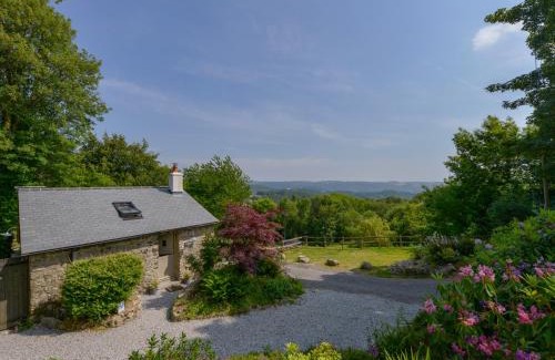 Newton Abbot House | Beckaford View