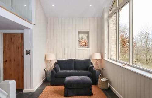 Newton Abbot House | Beckaford View