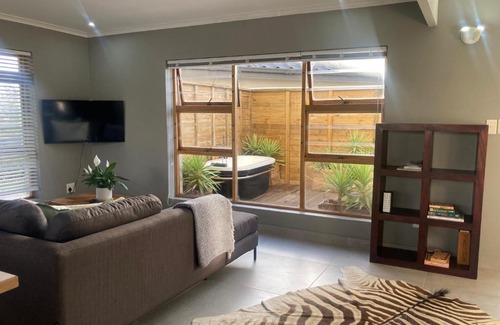 Linkside Villa | Becks at The Bay Loadshedding free