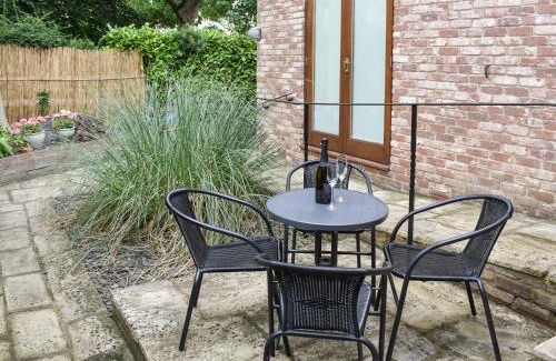 Bishop Monkton House | Beckside Cottage