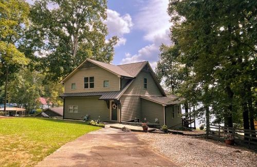 Jackson House | Beckys Lake Bungalow