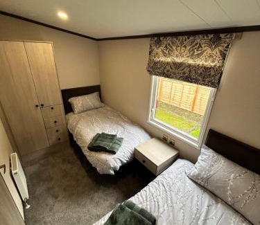 Wilberfoss House | Beckys Lodge
